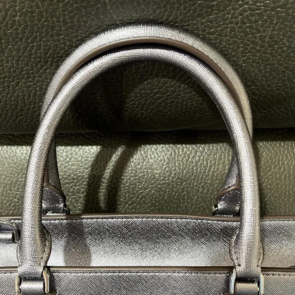 Kate spade outlet metallic candied flower handbag - Picture 4 of 13